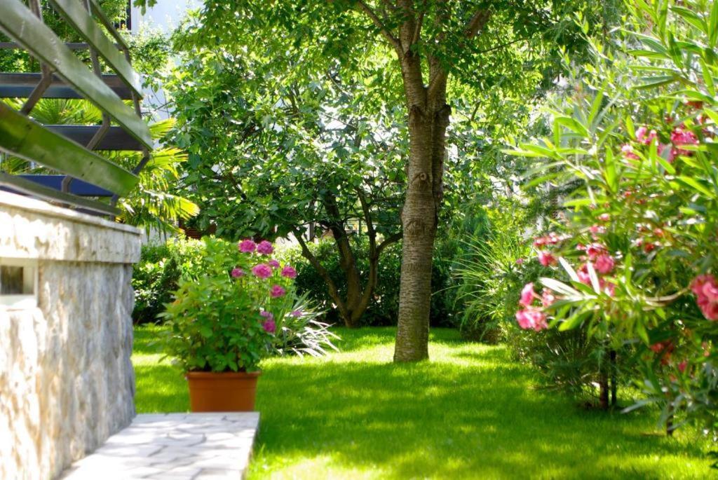 Apartments Bella Vita 2 Малинска Екстериор снимка